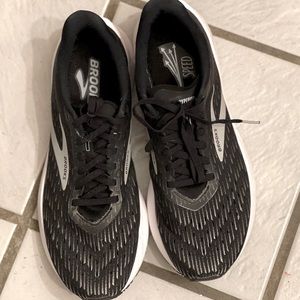 Hyperion Tempo Brooks Shoes